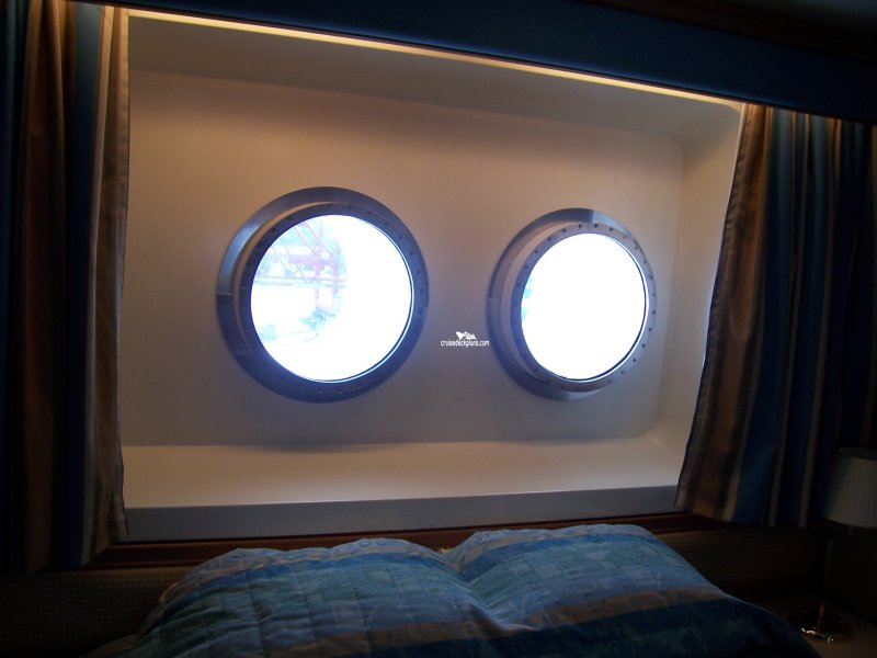 Stateroom R747 Crown Princess