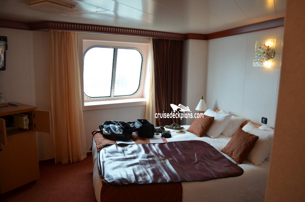 Carnival Dream Stateroom 2470