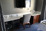 Deluxe Suite Stateroom Picture