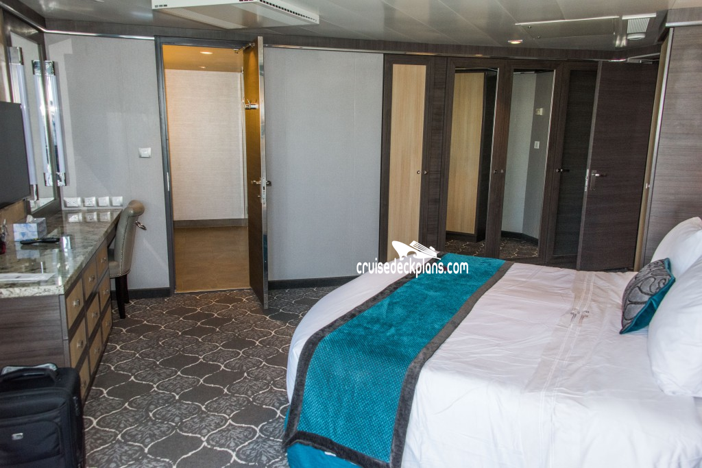 Harmony of the Seas Aqua Theater Suite - 1 Bedroom Category