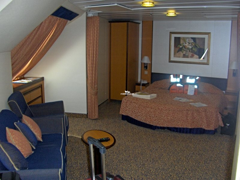 Serenade Of The Seas Ultra Spacious Oceanview Stateroom Cabins