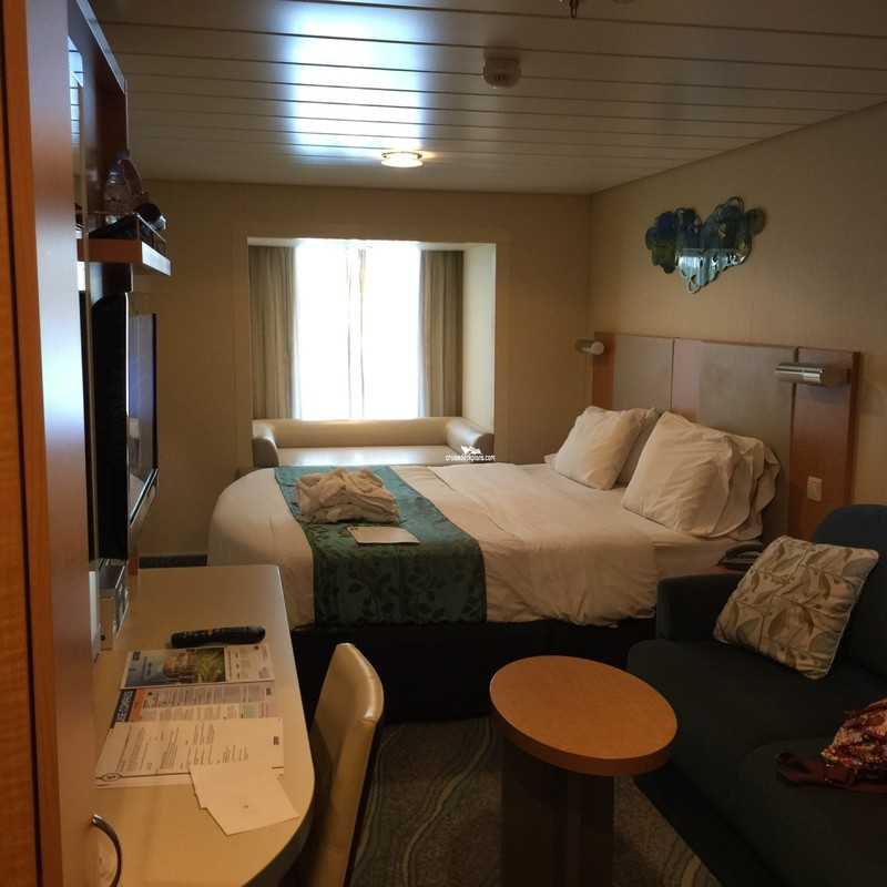 Allure of the Seas Stateroom 9595