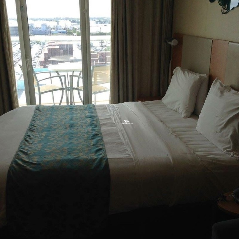 Allure of the Seas Stateroom 11590