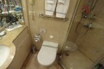 Deluxe Suite Stateroom Picture