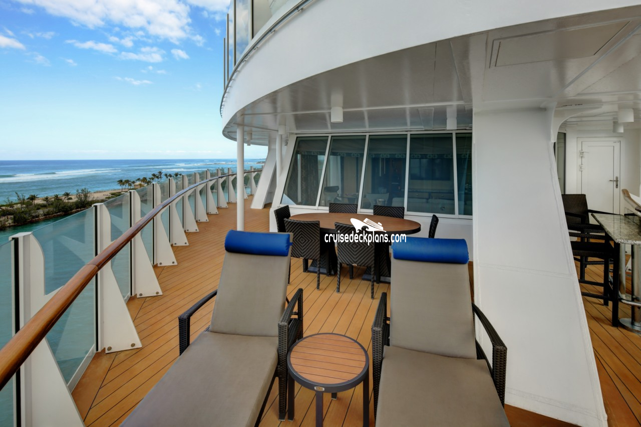 Symphony of the seas aquatheater suite