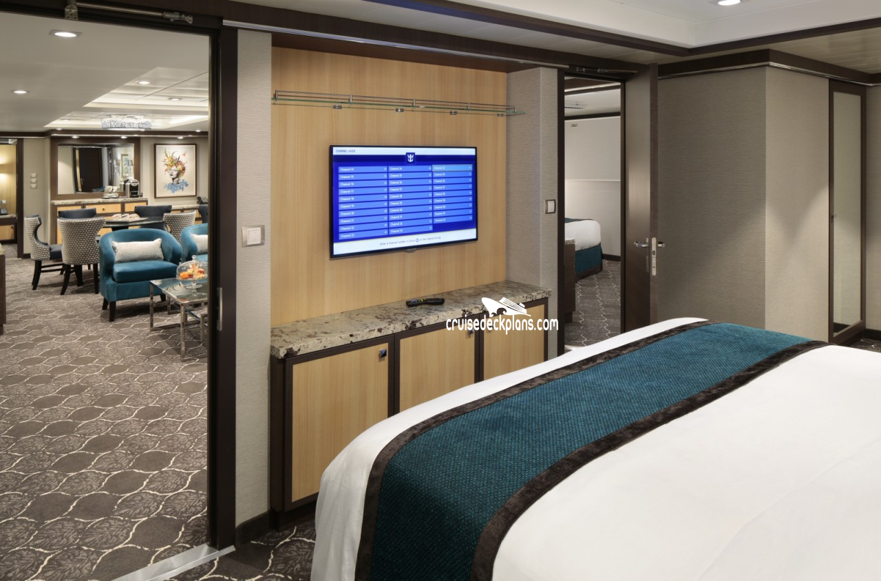 Symphony of the Seas FourBedroom Family Suite Stateroom Details