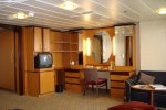 Junior Suite Stateroom Picture