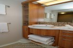 Aqua Class Stateroom Picture