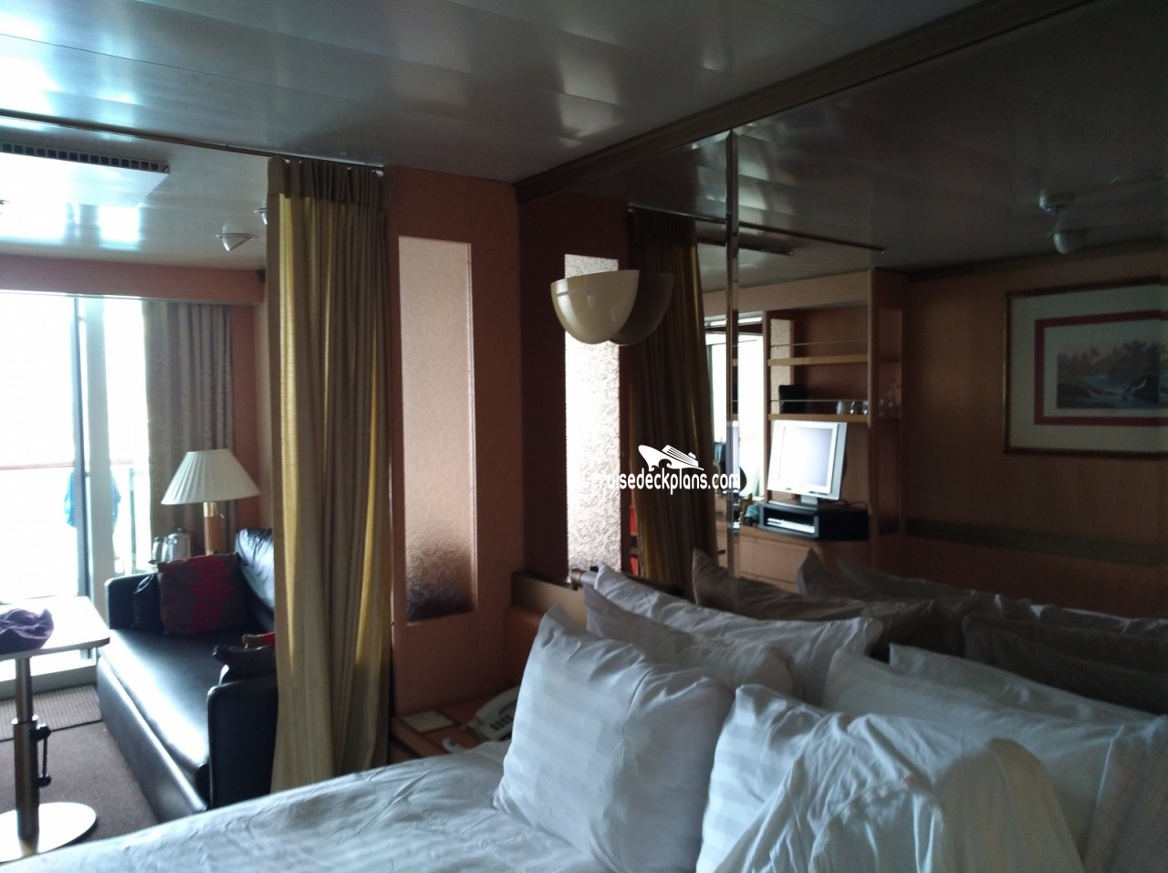 Volendam Vista Stateroom Info