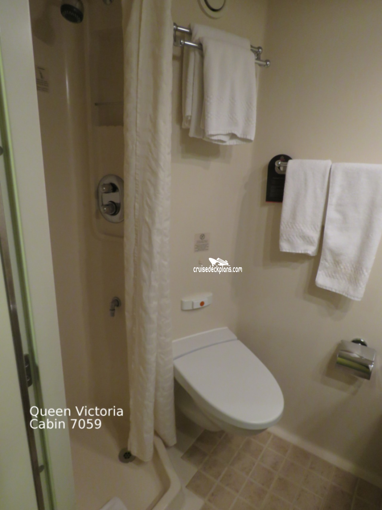 Stateroom 7059 Queen Victoria