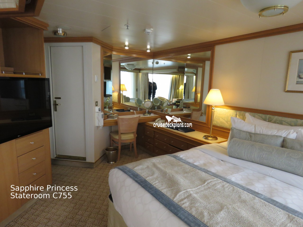 Sapphire Princess Suite Category