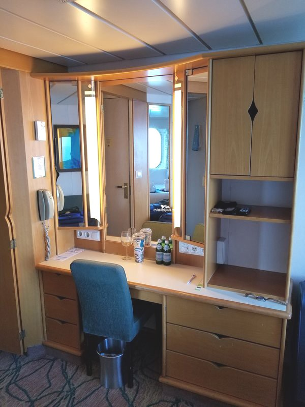 Grandeur of the Seas Cabin 3540