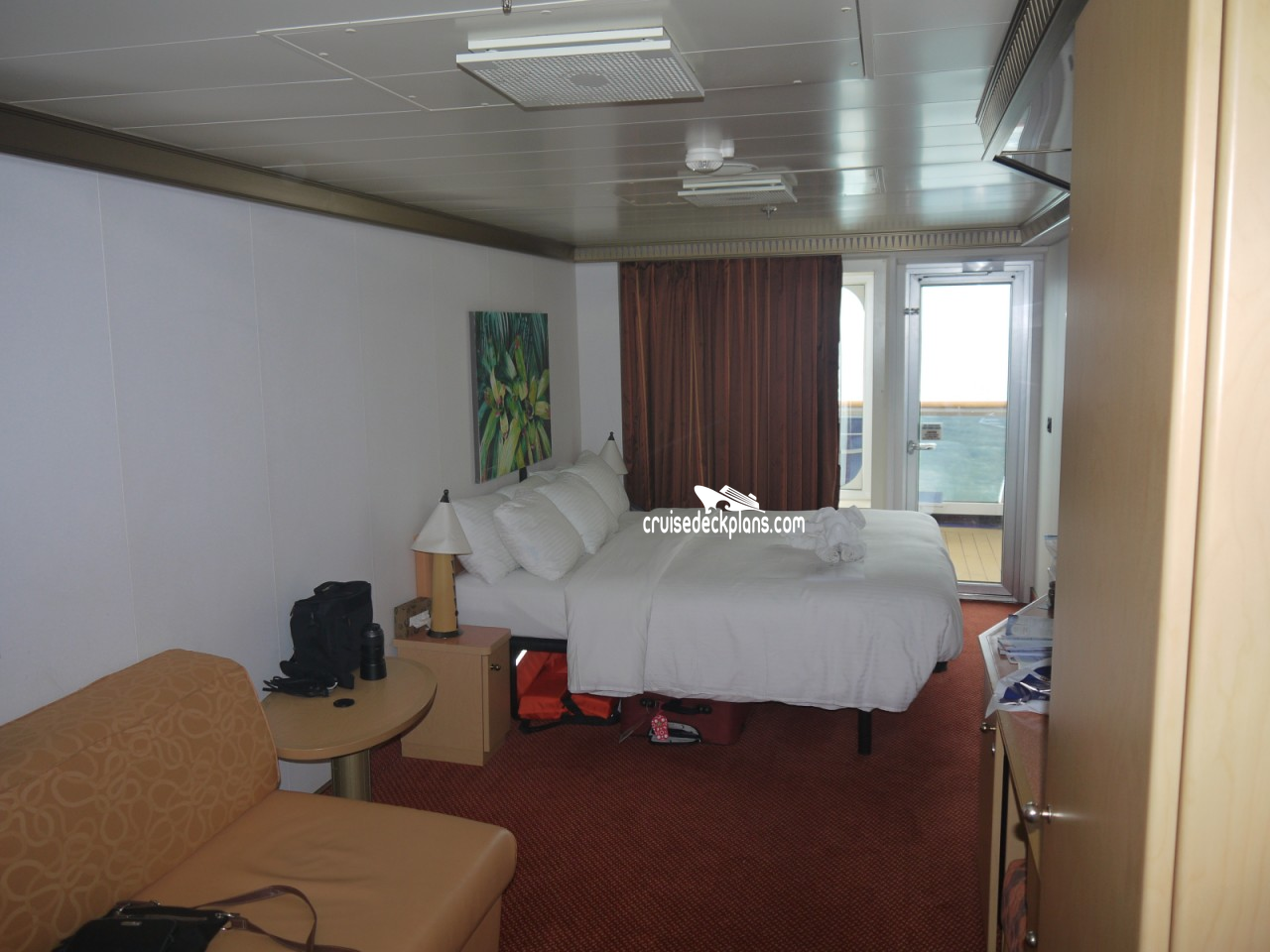 Carnival Magic Stateroom 6476