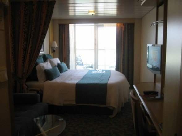 Stateroom 8348 Freedom of the Seas