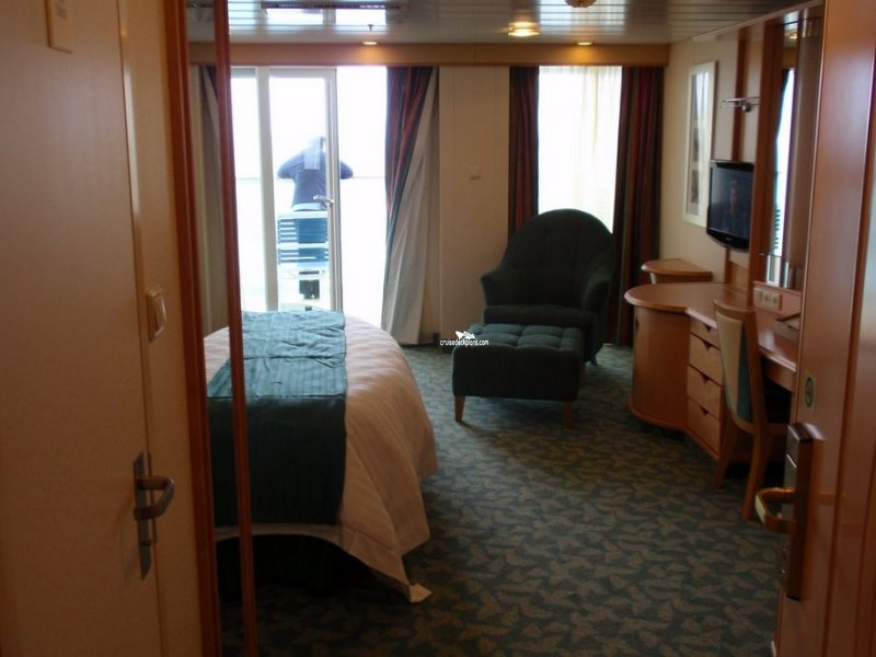 Independence of the Seas Stateroom 9244