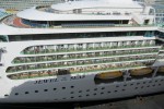 Jewel of the Seas Exterior Picture