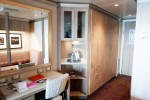 Vista Stateroom Picture