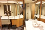 Deluxe Suite Stateroom Picture