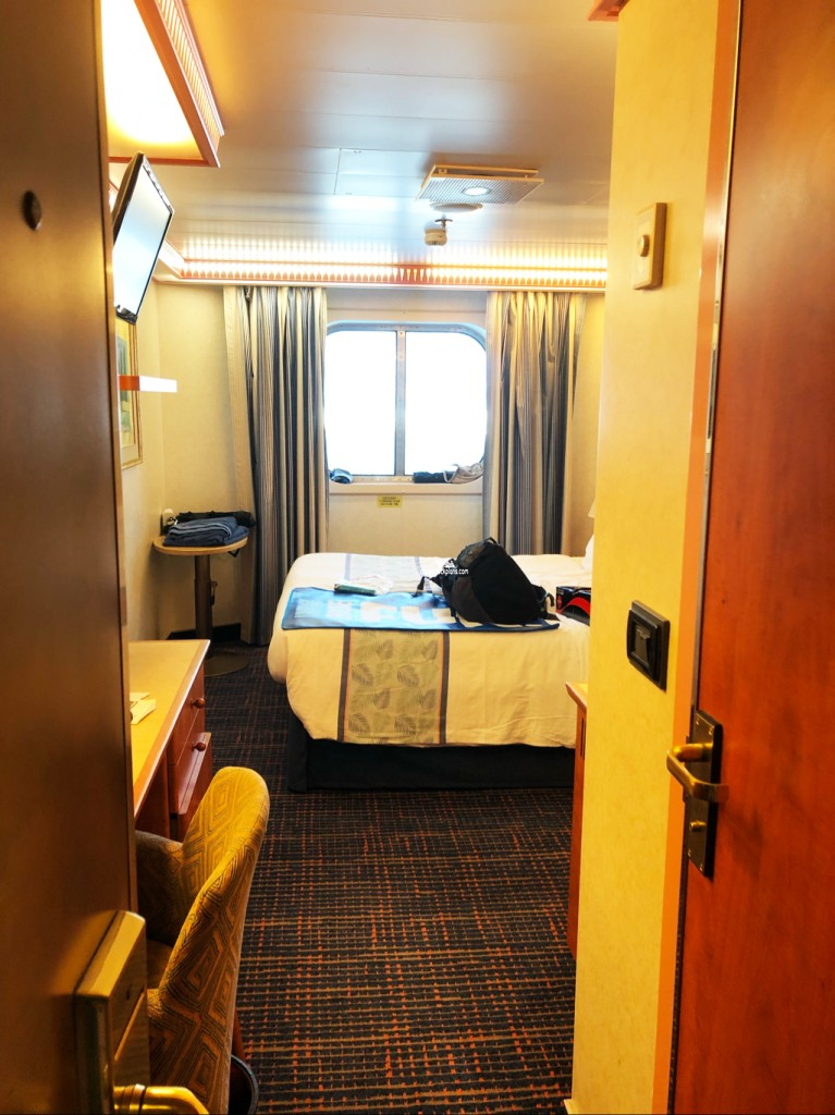 I stayed in a windowless cabin onboard Carnival Celebration that cost  $1,900 — here's what my inside stateroom looked like