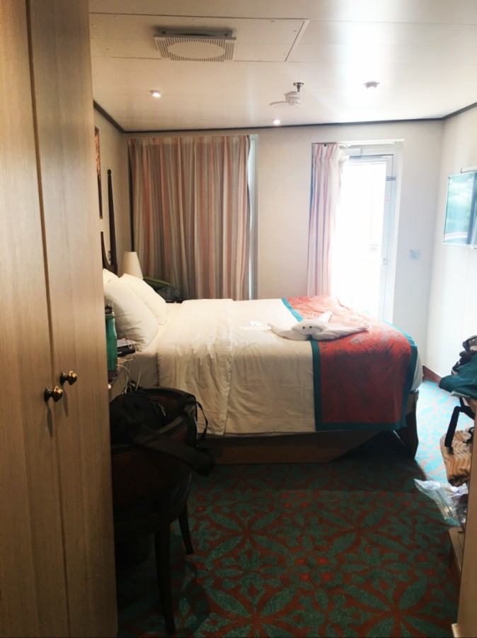 Carnival Horizon Stateroom 7452