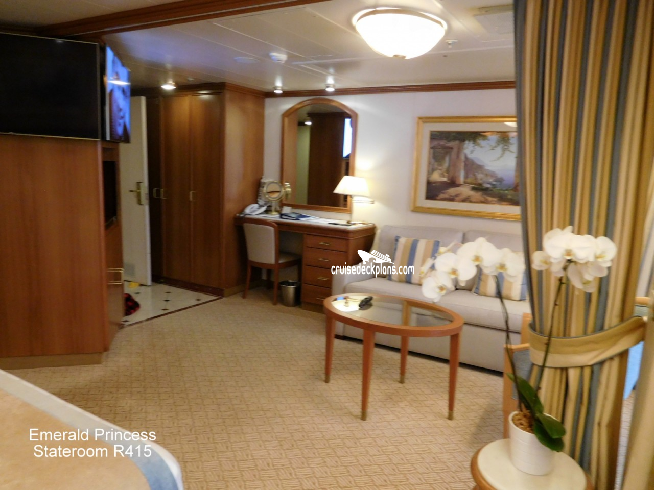 Stateroom R415 Emerald Princess