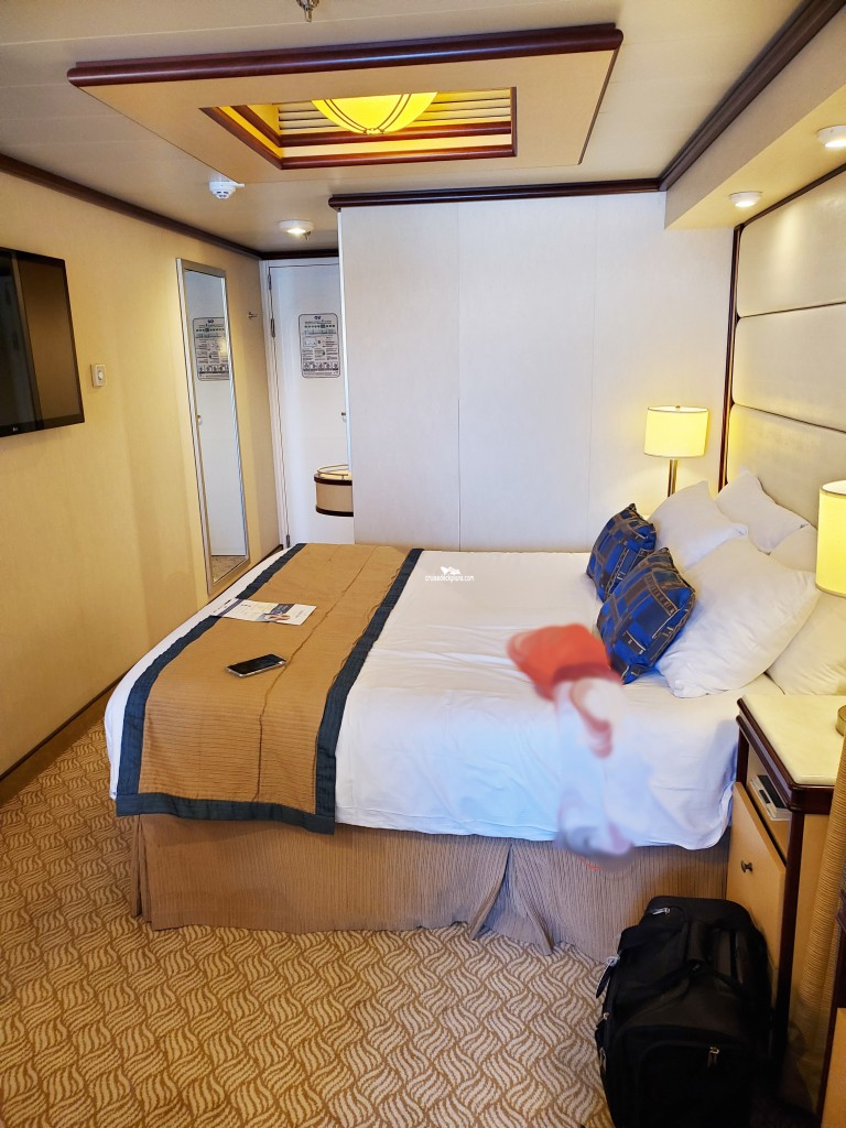 Royal Princess III Cabin B526