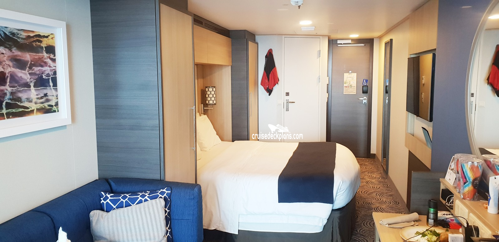 Ovation of the Seas Cabin 9246 - Category 2C - Ocean View Stateroom with  Large Balcony 9246 on