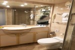 Horizon Suite Stateroom Picture