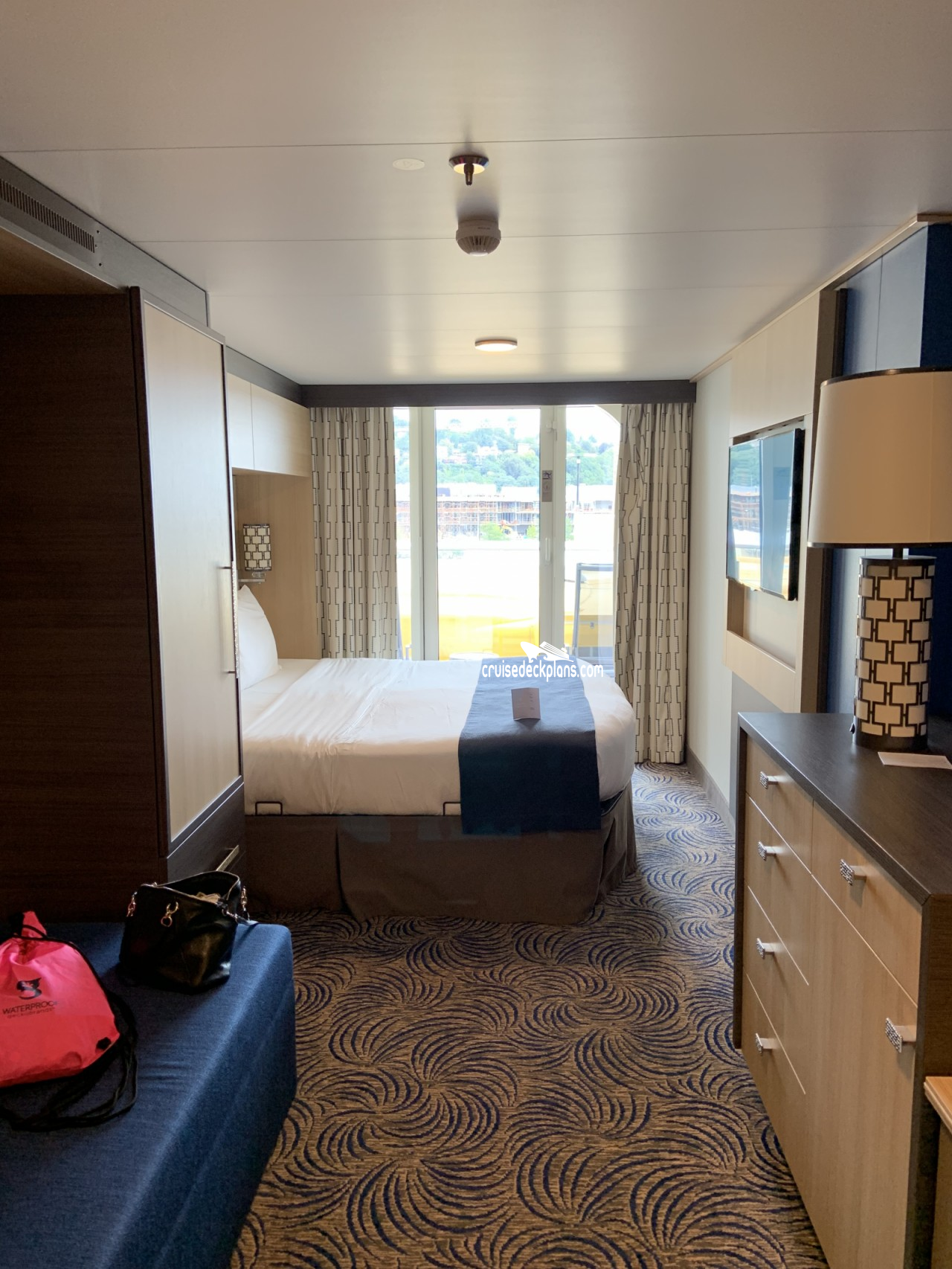 Ovation of the Seas Stateroom 6568