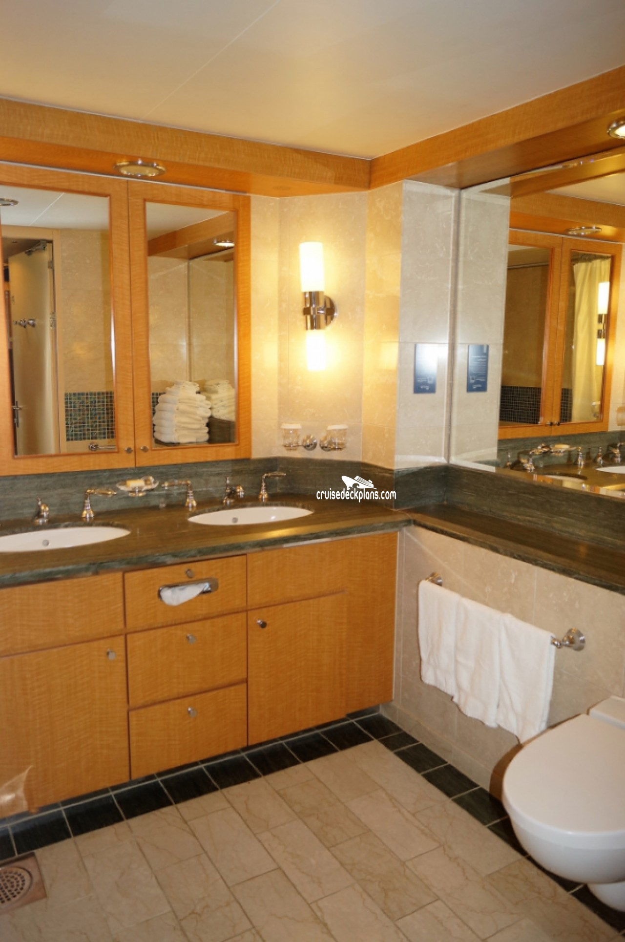 Oasis of the Seas Grand Suite - 1 Bedroom Stateroom Info