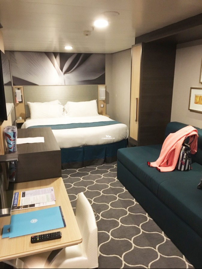 Stateroom 7411 Symphony of the Seas