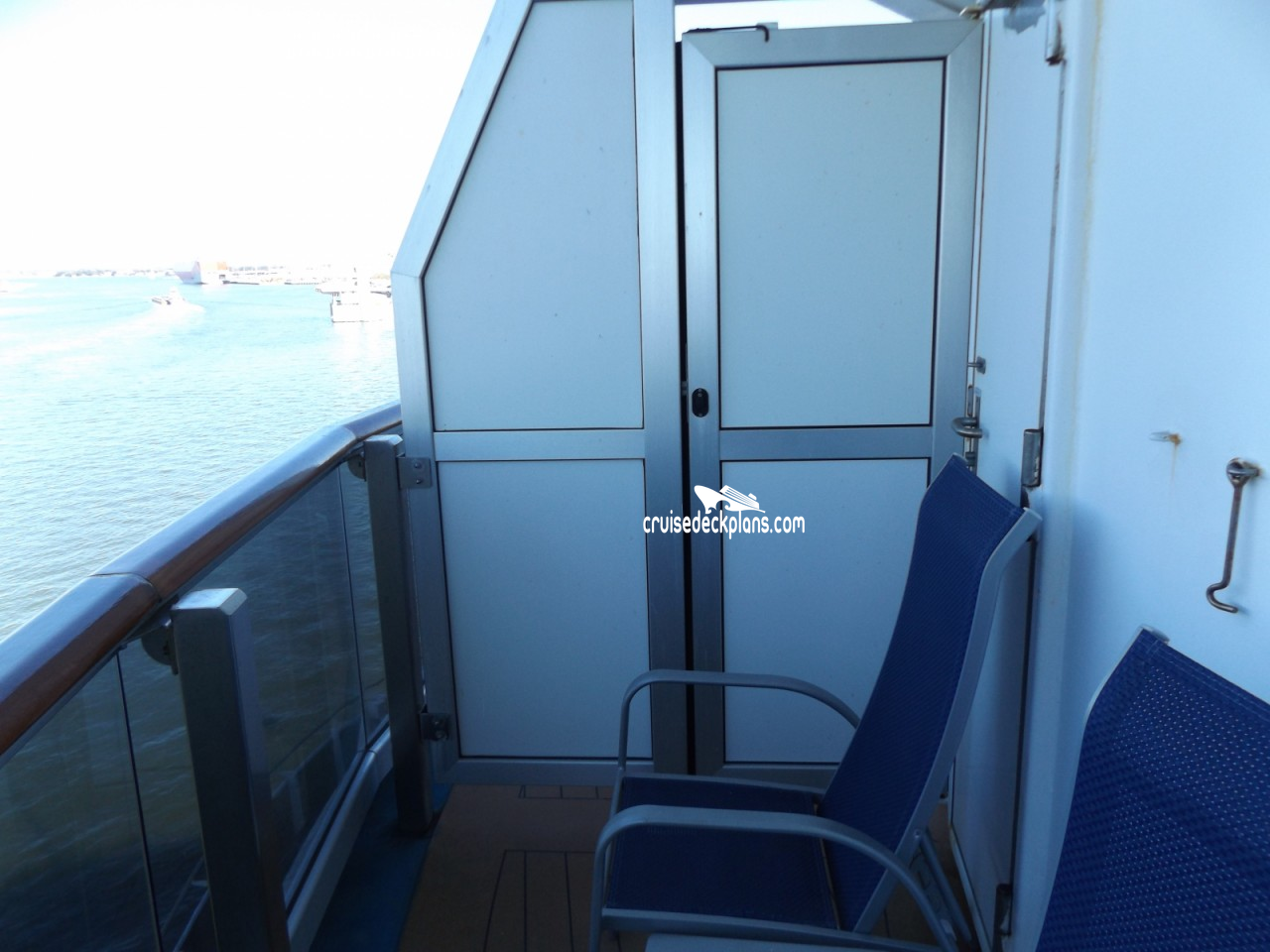 Carnival Vista Stateroom 8461