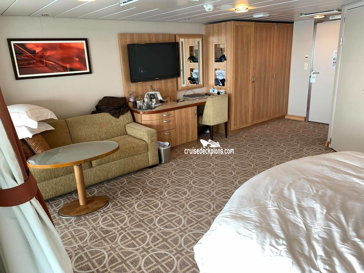 celebrity reflection sky suite