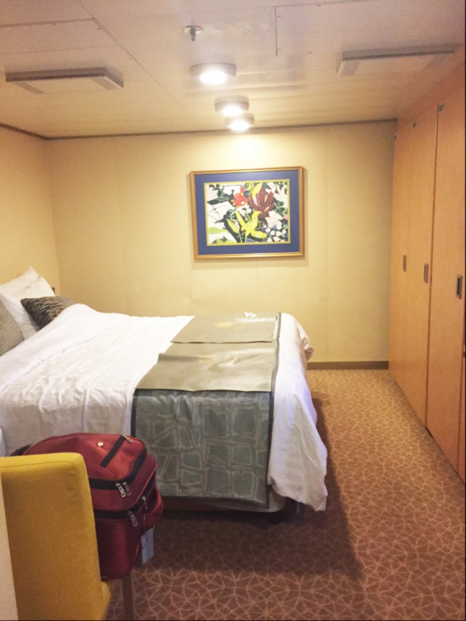 Oosterdam Interior Stateroom Cabins