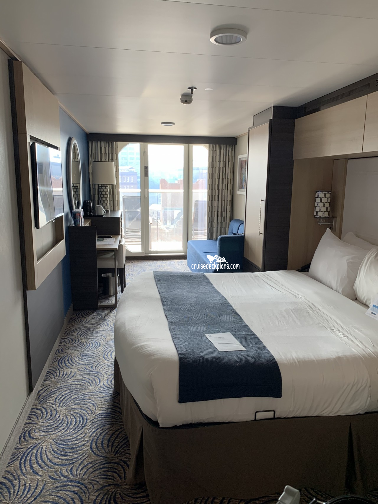 Ovation of the Seas Stateroom 12622