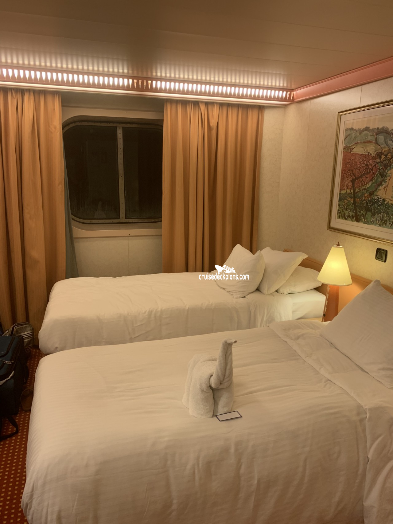carnival cruise valor room map