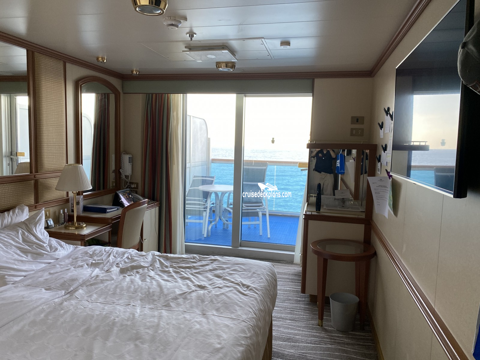 Emerald Princess Cabin C506