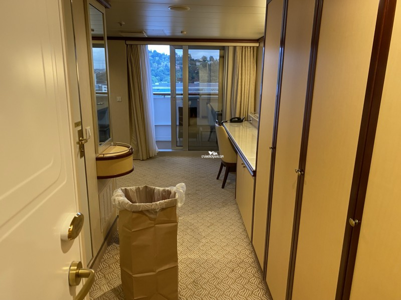 Cabin L107 Majestic Princess Stateroom