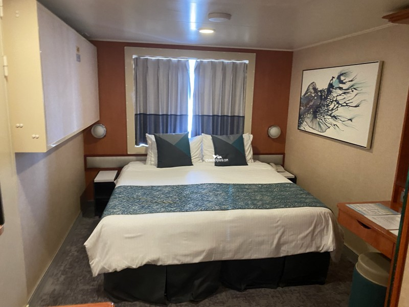 Norwegian Gem Stateroom 5552