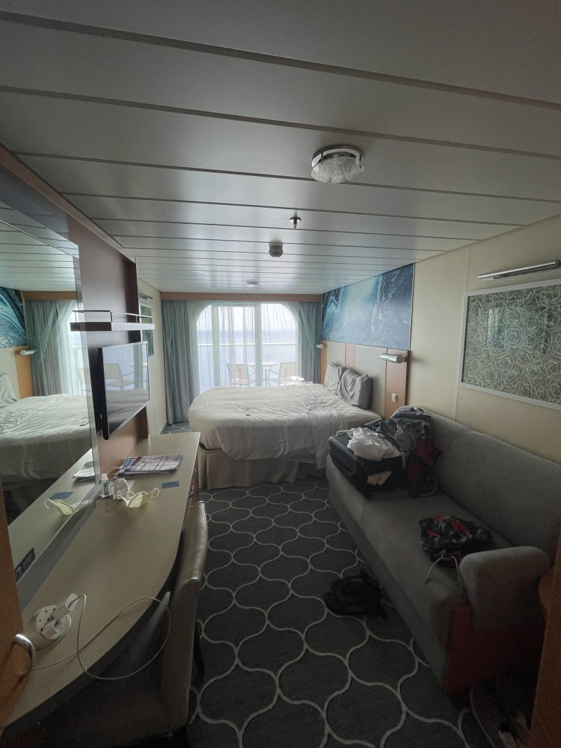 Oasis of the Seas Stateroom 9560