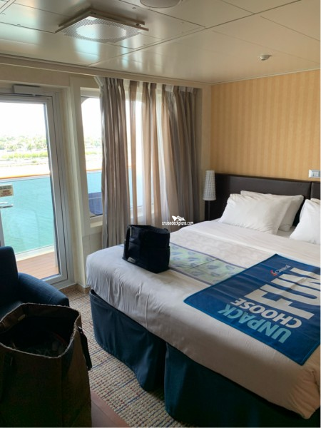 Carnival Horizon Stateroom 7226