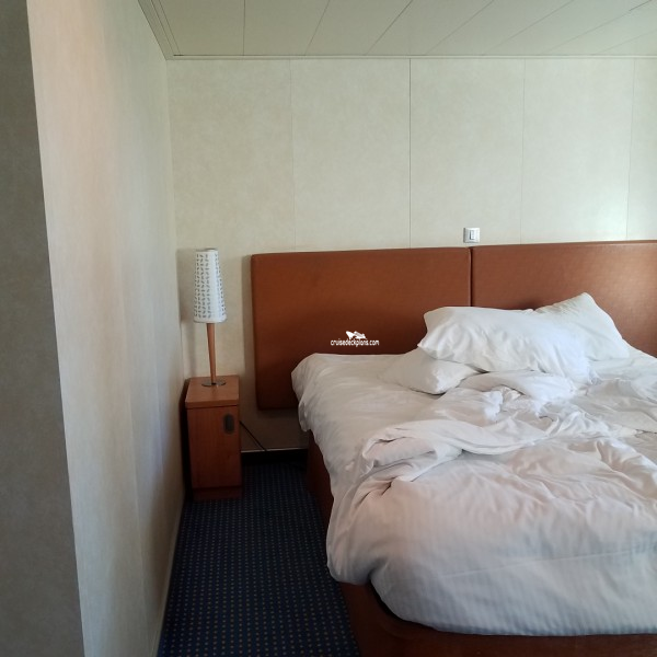 carnival cruise breeze room 2485