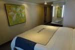 Deluxe Suite Stateroom Picture