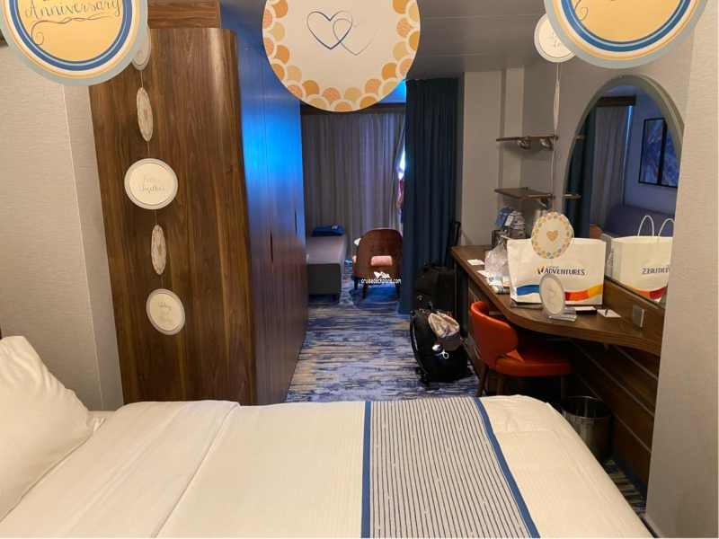 carnival mardi gras ocean suite pictures