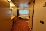 Deluxe Oceanview Stateroom Picture