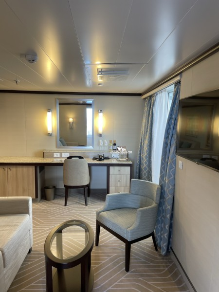 Discovery Princess Stateroom L108