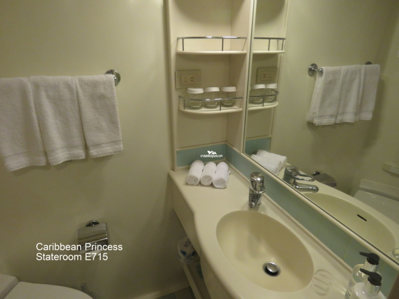 Caribbean Princess Stateroom E715