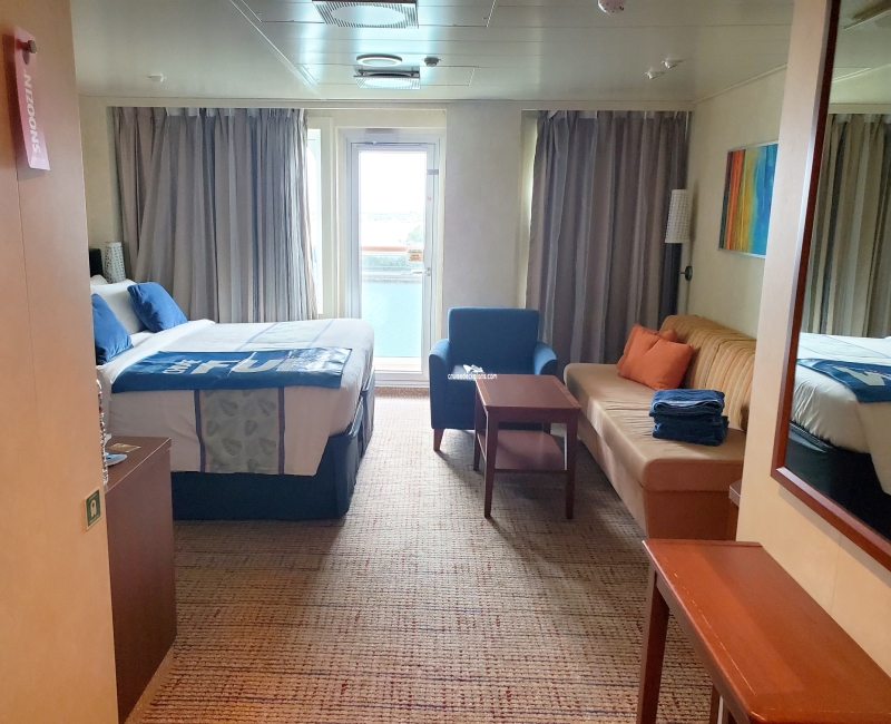 Stateroom 7370 Carnival Horizon