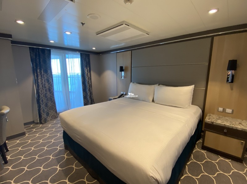 Harmony Of The Seas Aqua Theater Suite - 2 Bedroom Stateroom