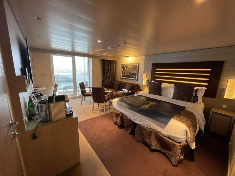 yacht club deluxe suite msc virtuosa